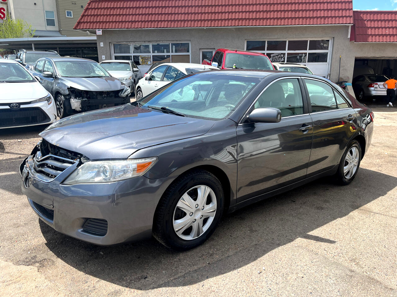 2011 Toyota Camry 4dr Sdn I4 Man LE (Natl)