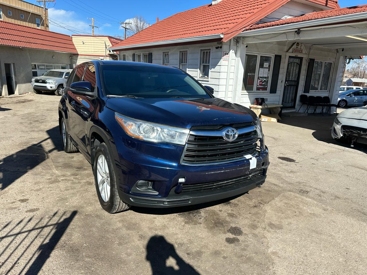 2016 Toyota Highlander AWD 4dr V6 LE (Natl)