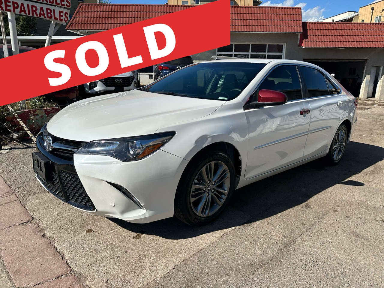 2017 Toyota Camry LE Auto (Natl)