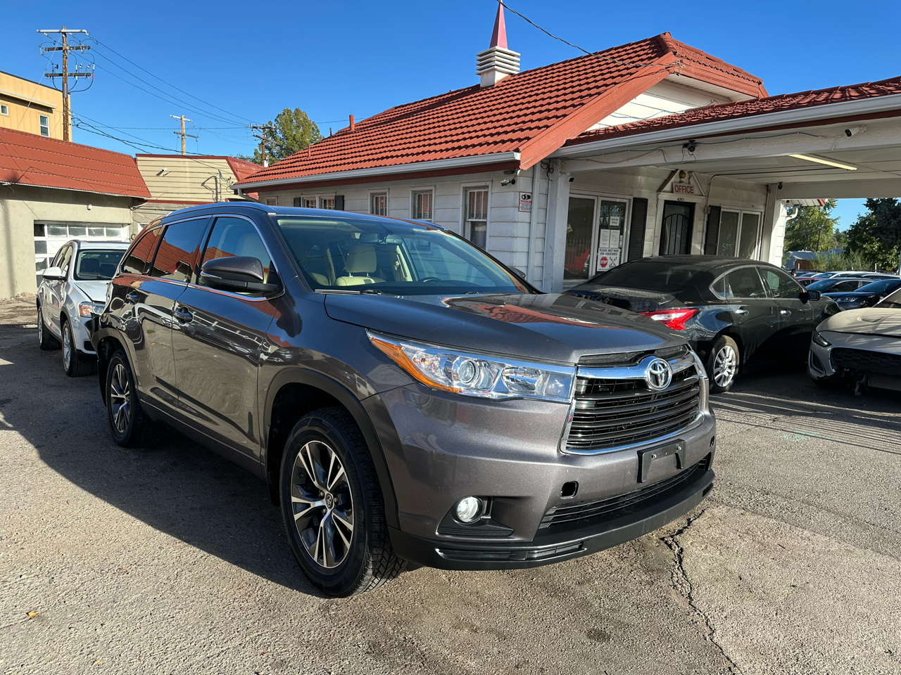 2016 Toyota Highlander AWD 4dr V6 XLE (Natl)