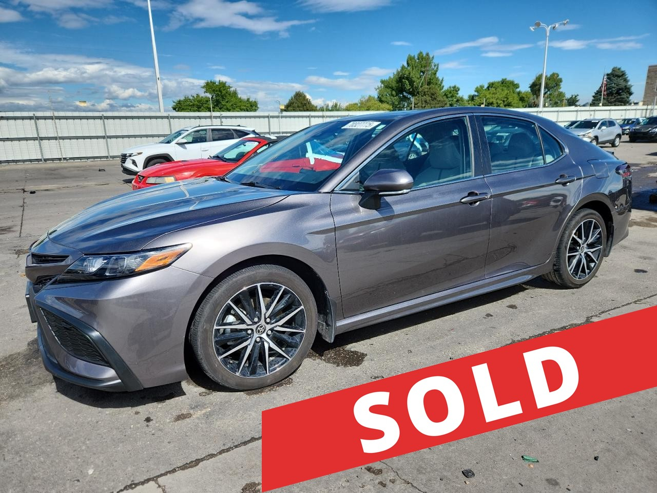 2022 Toyota Camry SE Auto AWD (Natl)