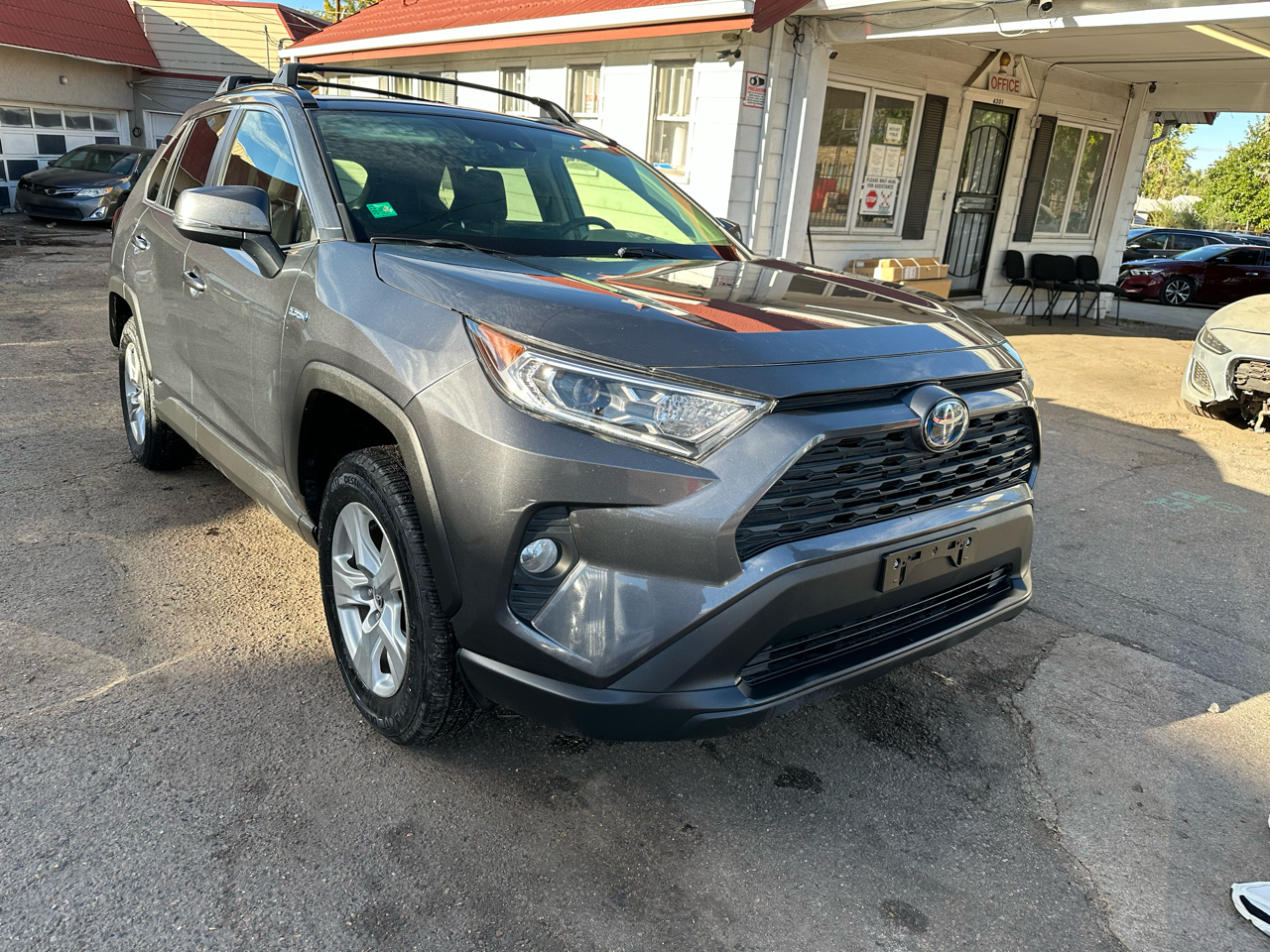 2021 Toyota RAV4 Hybrid XLE AWD (Natl)
