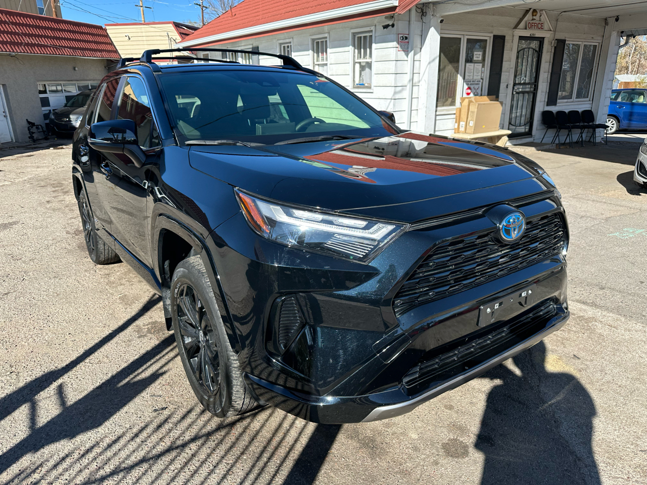 2023 Toyota RAV4 Hybrid SE AWD (Natl)