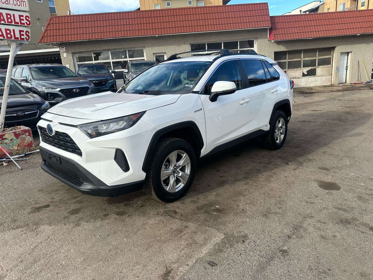 2020 Toyota RAV4 Hybrid LE AWD (Natl)