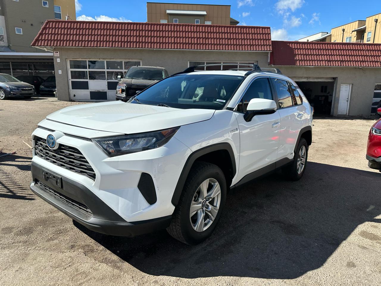 2020 Toyota RAV4 Hybrid LE AWD (Natl)