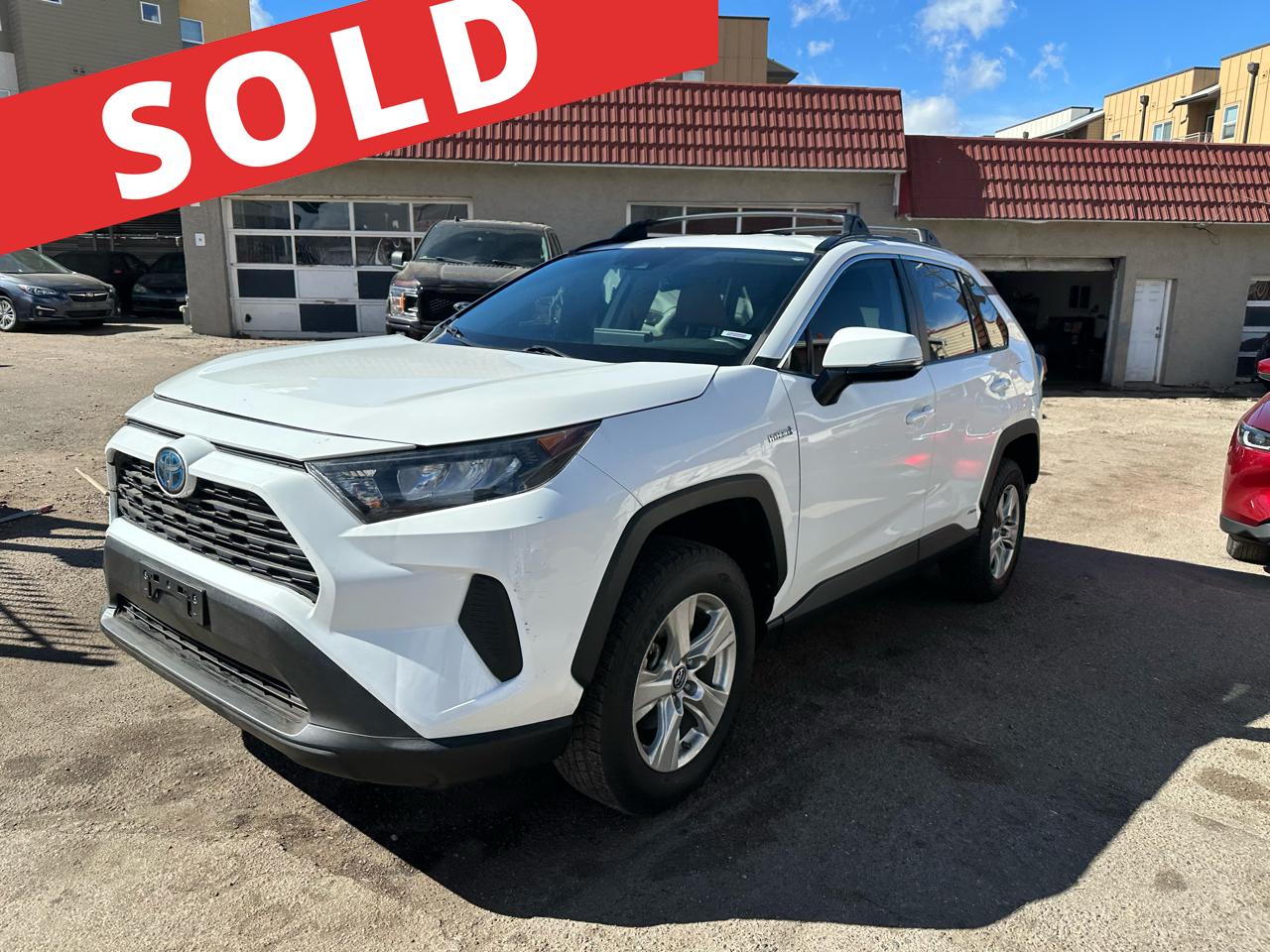 2020 Toyota RAV4 Hybrid LE AWD (Natl)