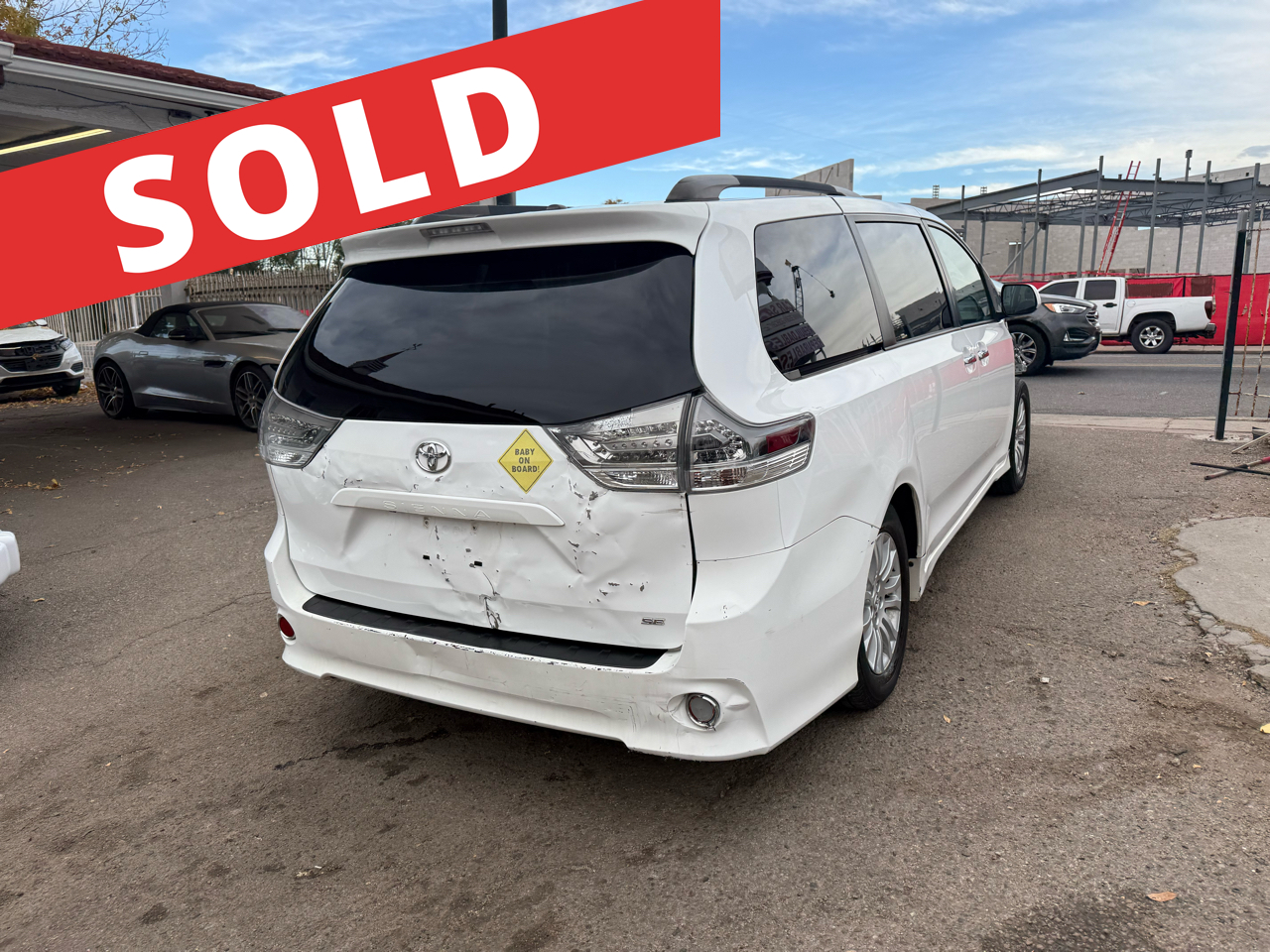 2013 Toyota Sienna 5dr 8-Pass Van V6 SE FWD (Natl)