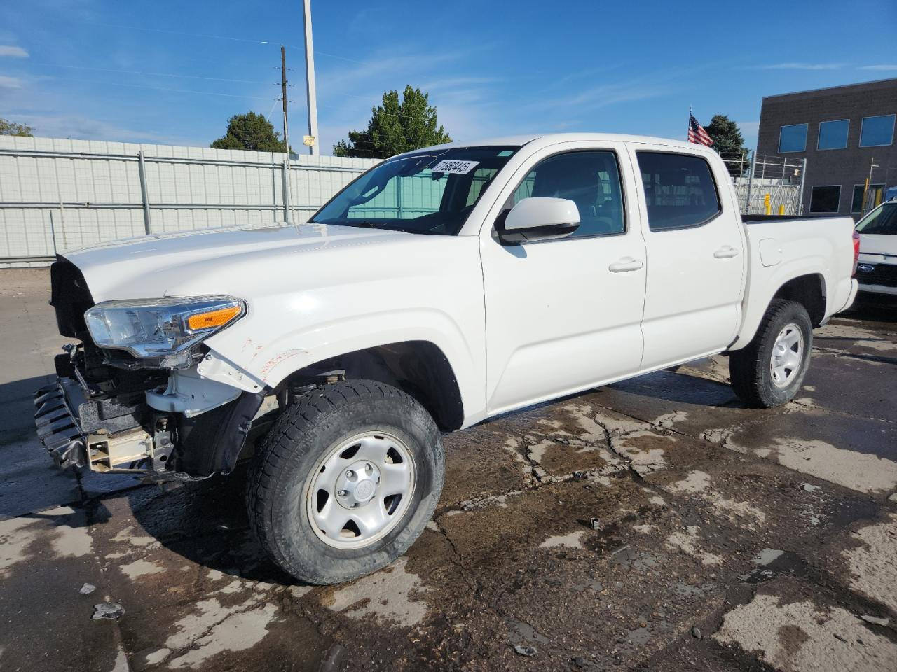 2021 Toyota Tacoma 4WD TRD Off Road Double Cab 5' Bed V6 MT (Natl)