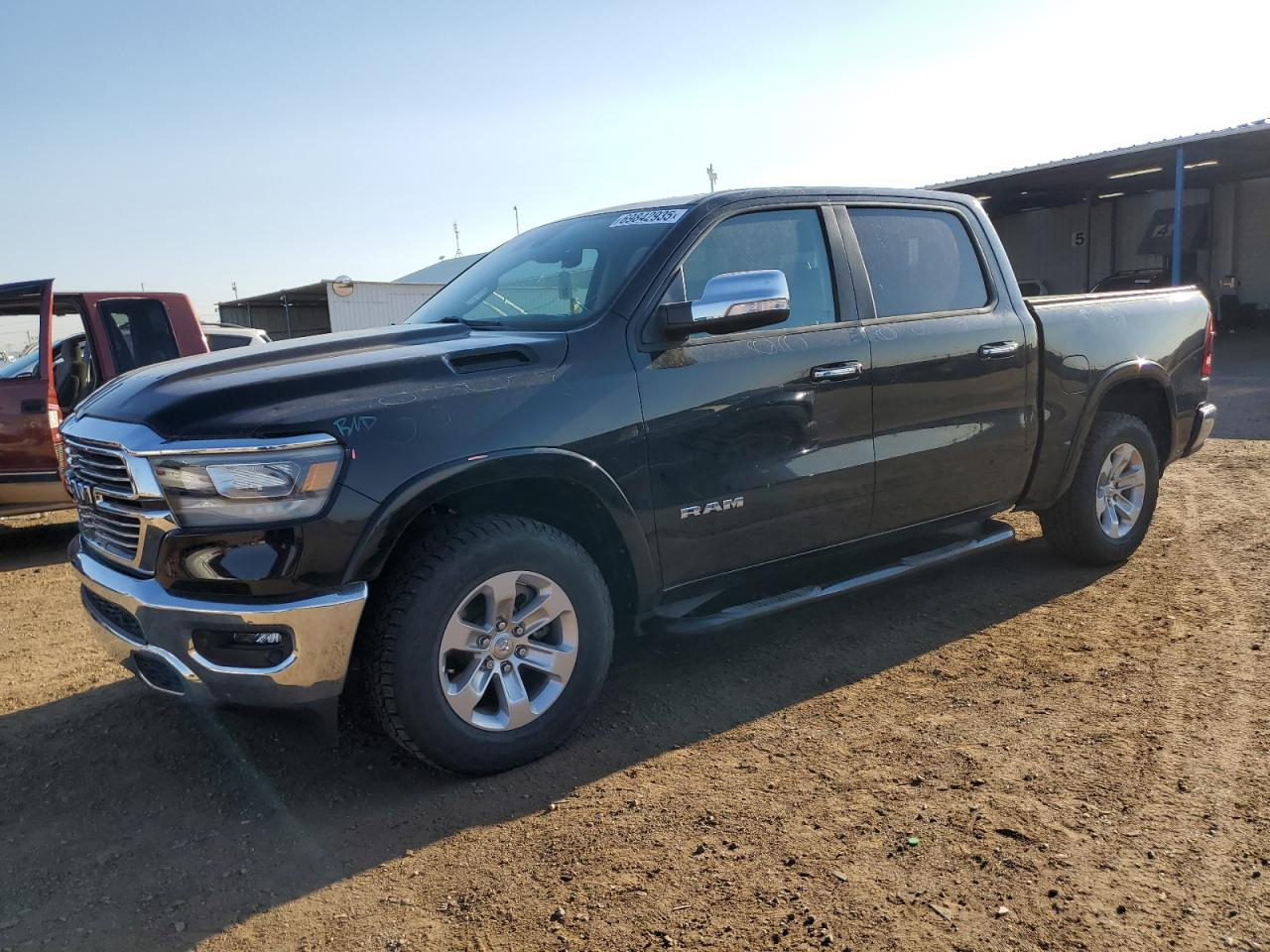 2021 RAM 1500 Laramie 4x4 Crew Cab 5'7" Box