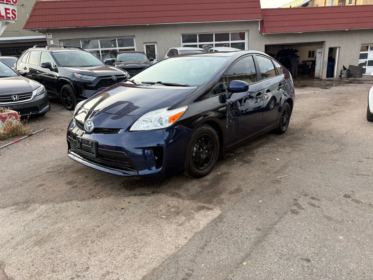 2014 Toyota Prius 5dr HB Three (Natl)