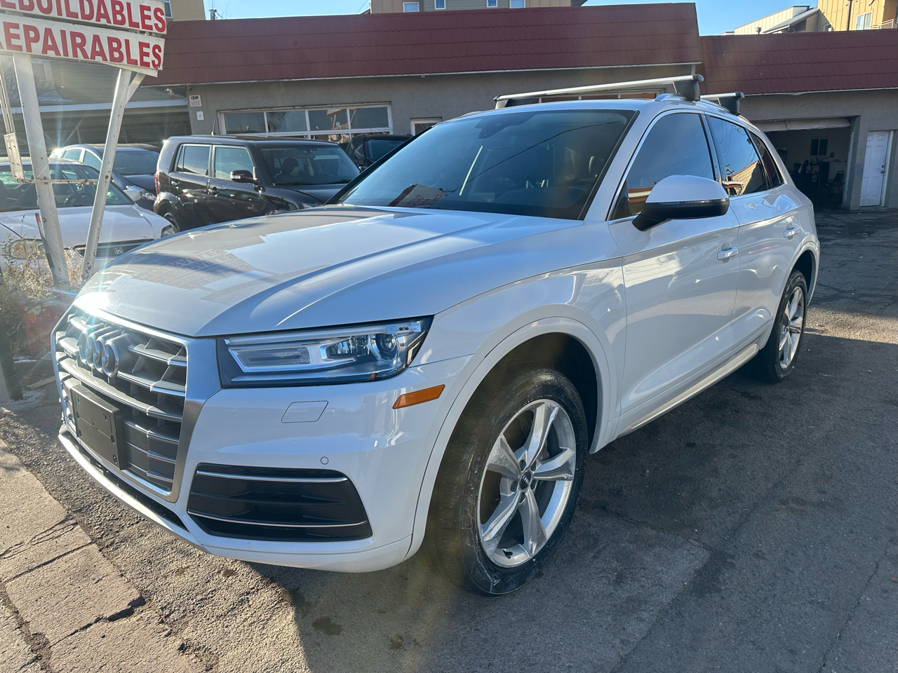 2020 Audi Q5 Titanium Premium 45 TFSI quattro
