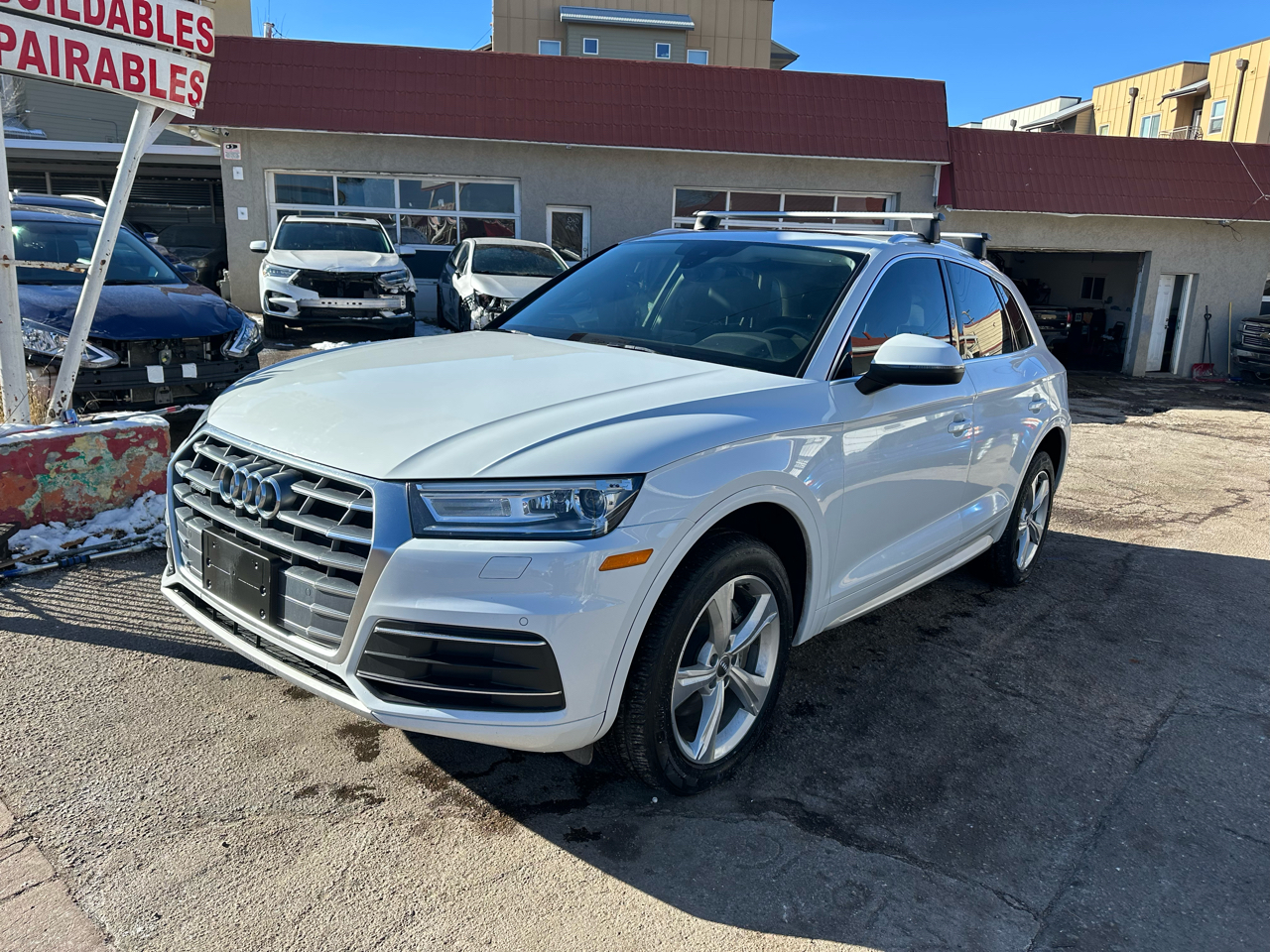 2020 Audi Q5 Titanium Premium 45 TFSI quattro