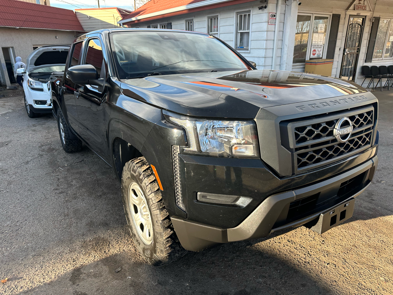 2022 Nissan Frontier Crew Cab 4x4 S Auto