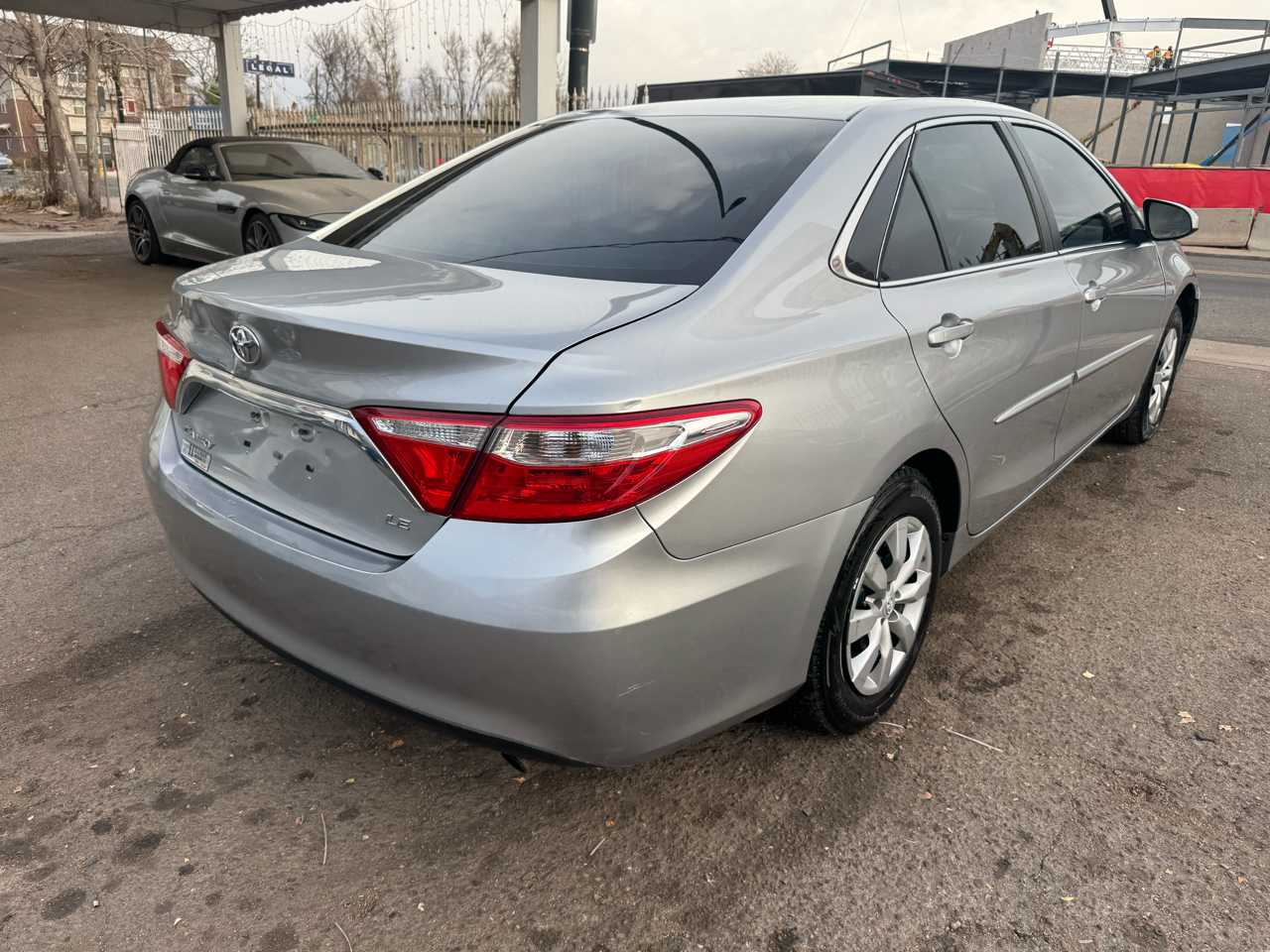 2017 Toyota Camry XLE Auto (Natl)