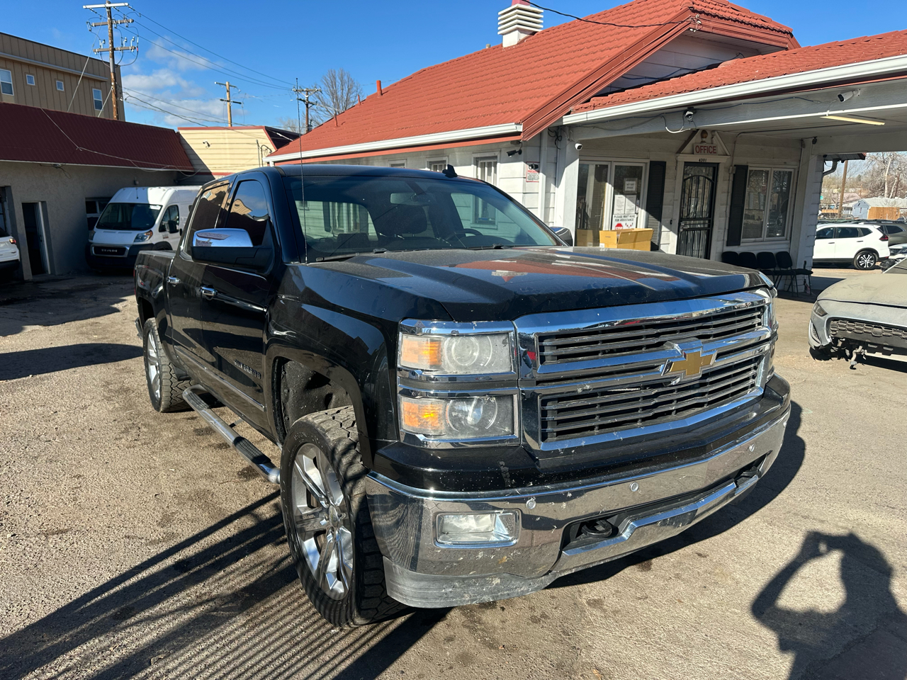 2014 Chevrolet Silverado 1500 4WD Crew Cab 143.5" LTZ w/1LZ