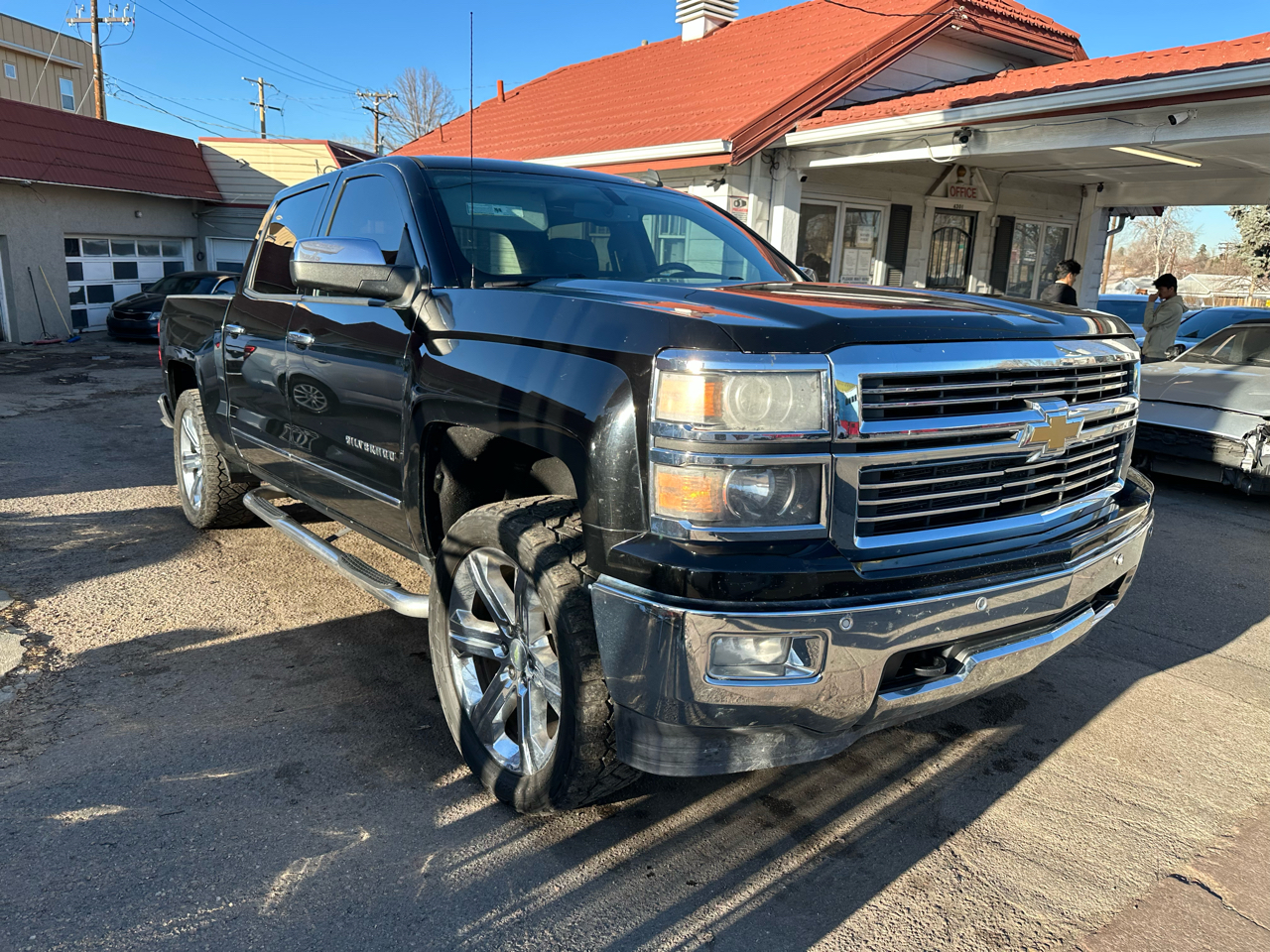 2014 Chevrolet Silverado 1500 4WD Crew Cab 143.5" LTZ w/1LZ