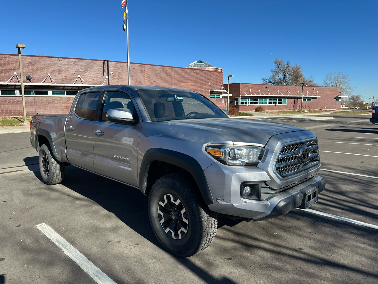 2016 Toyota Tacoma 4WD Double Cab LB V6 AT TRD Off Road (Natl)