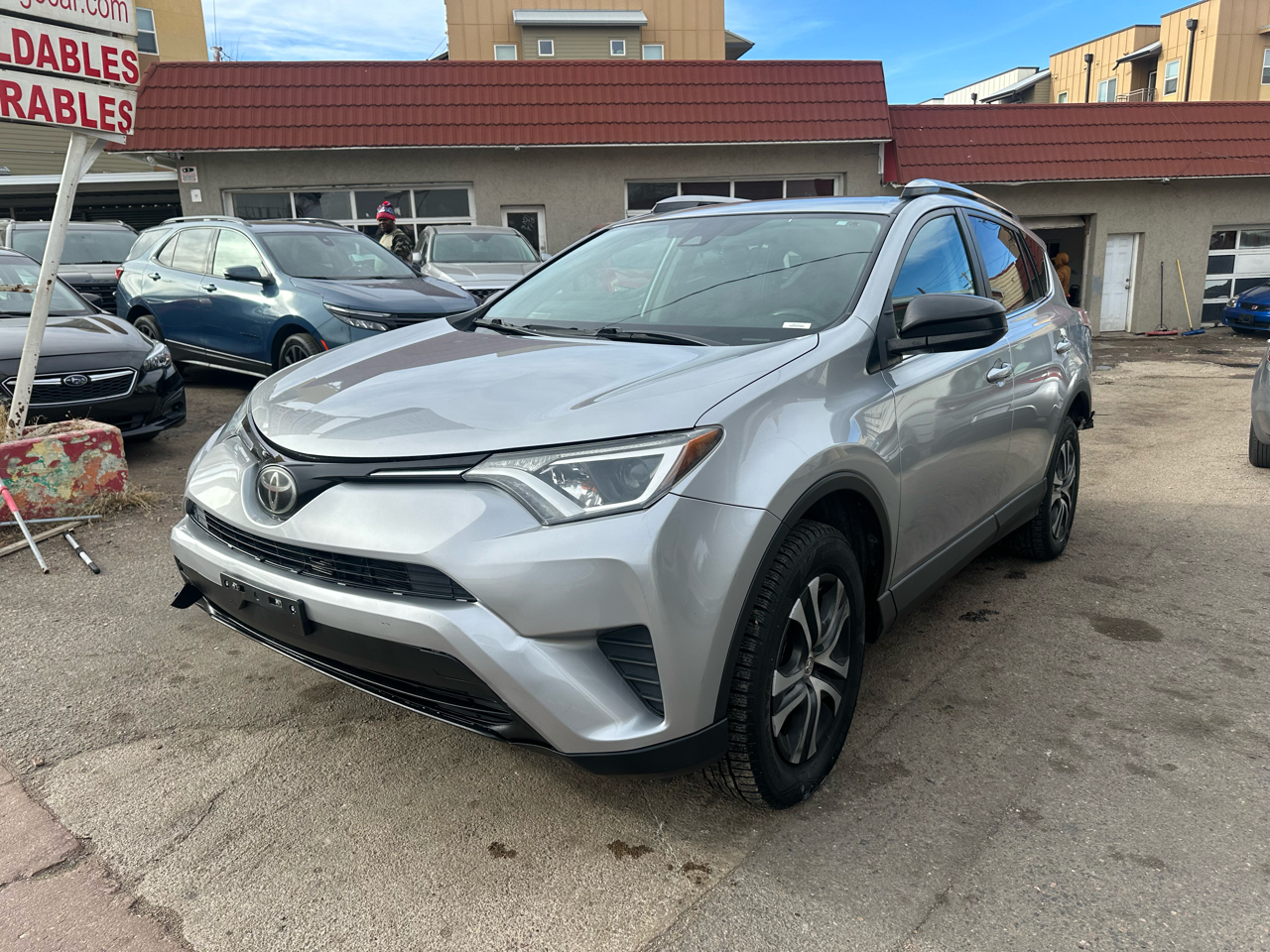 2018 Toyota RAV4 LE AWD (Natl)