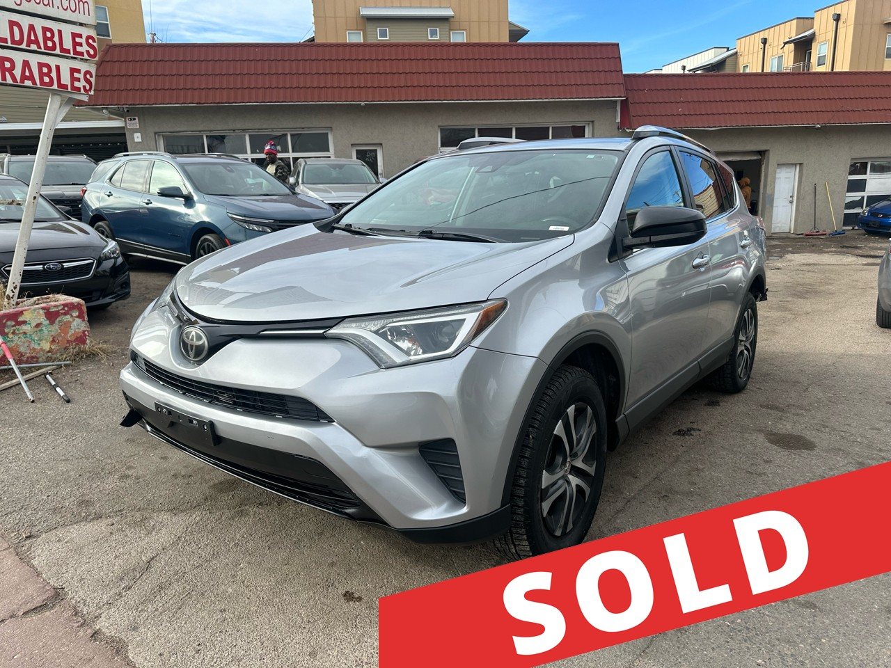 2018 Toyota RAV4 LE AWD (Natl)