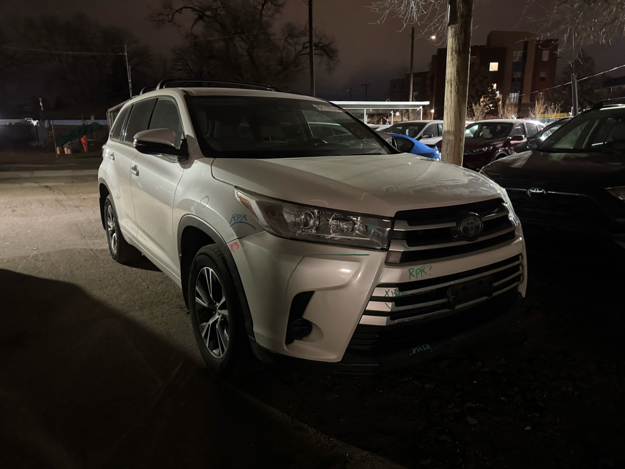 2018 Toyota Highlander LE V6 AWD (Natl)