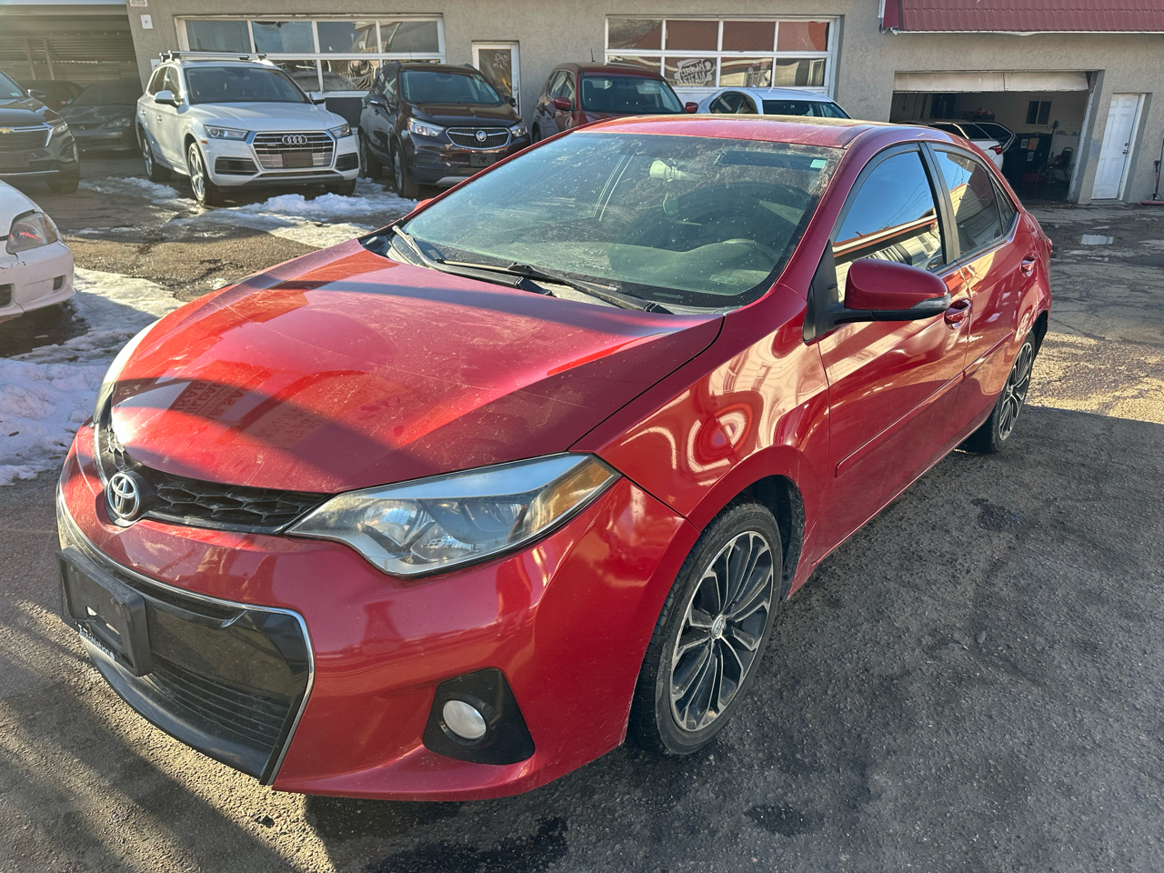 2014 Toyota Corolla 4dr Sdn CVT LE Premium (Natl)