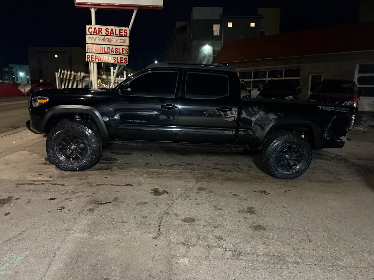 2017 Toyota Tacoma TRD Off Road Double Cab 6' Bed V6 4x4 AT (Natl)