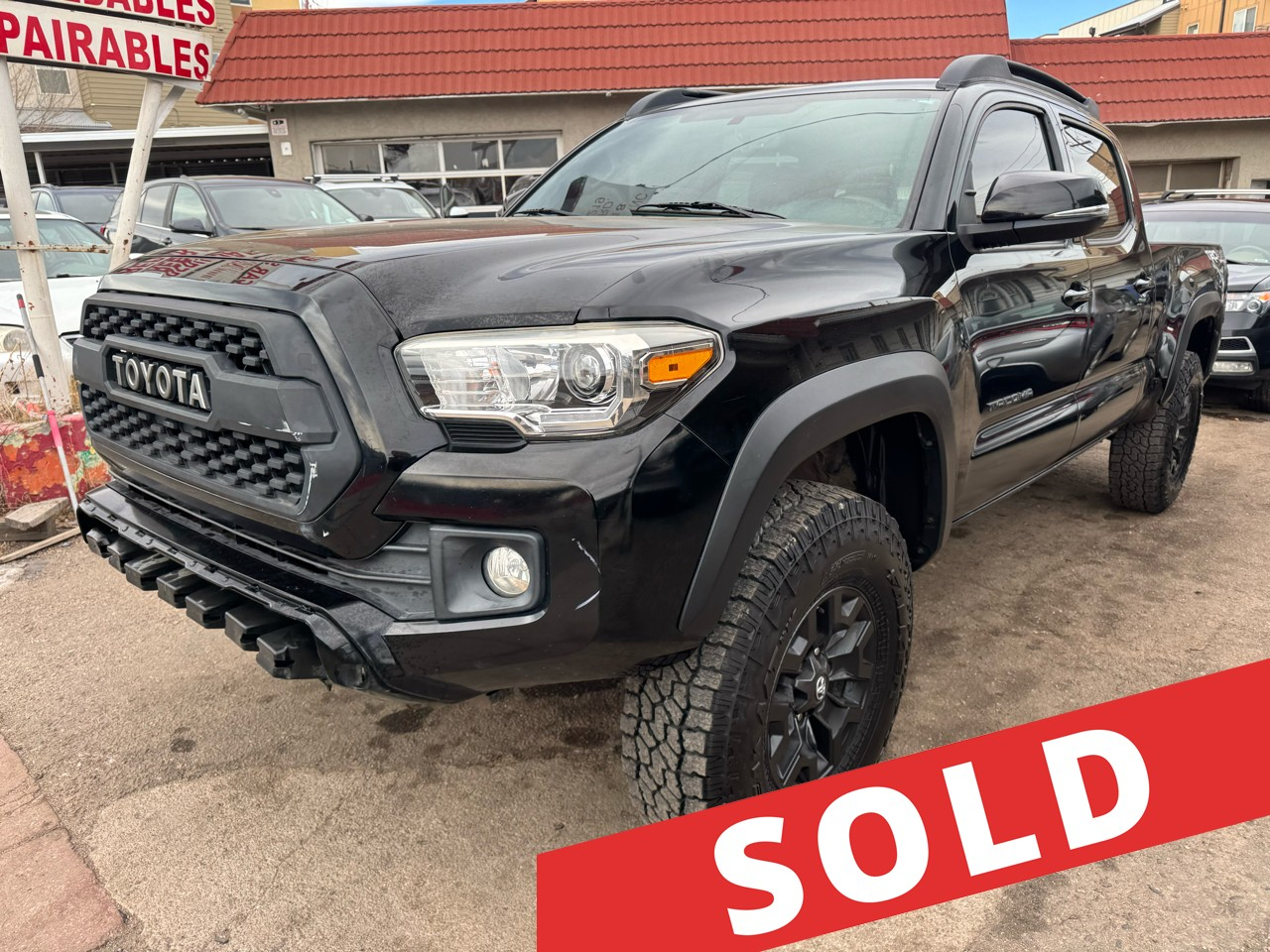 2017 Toyota Tacoma TRD Off Road Double Cab 6' Bed V6 4x4 AT (Natl)