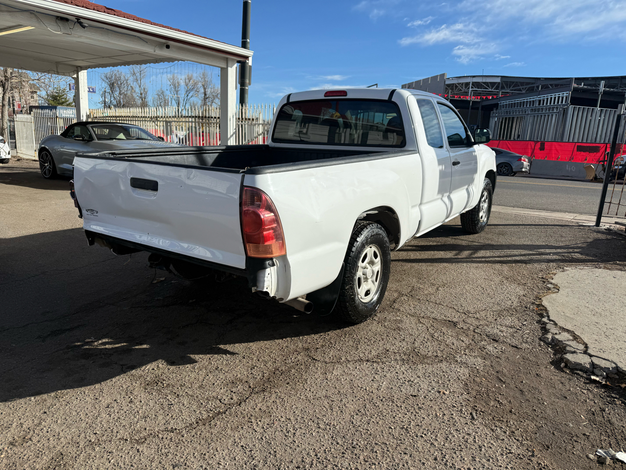 2015 Toyota Tacoma 2WD Access Cab I4 AT (Natl)