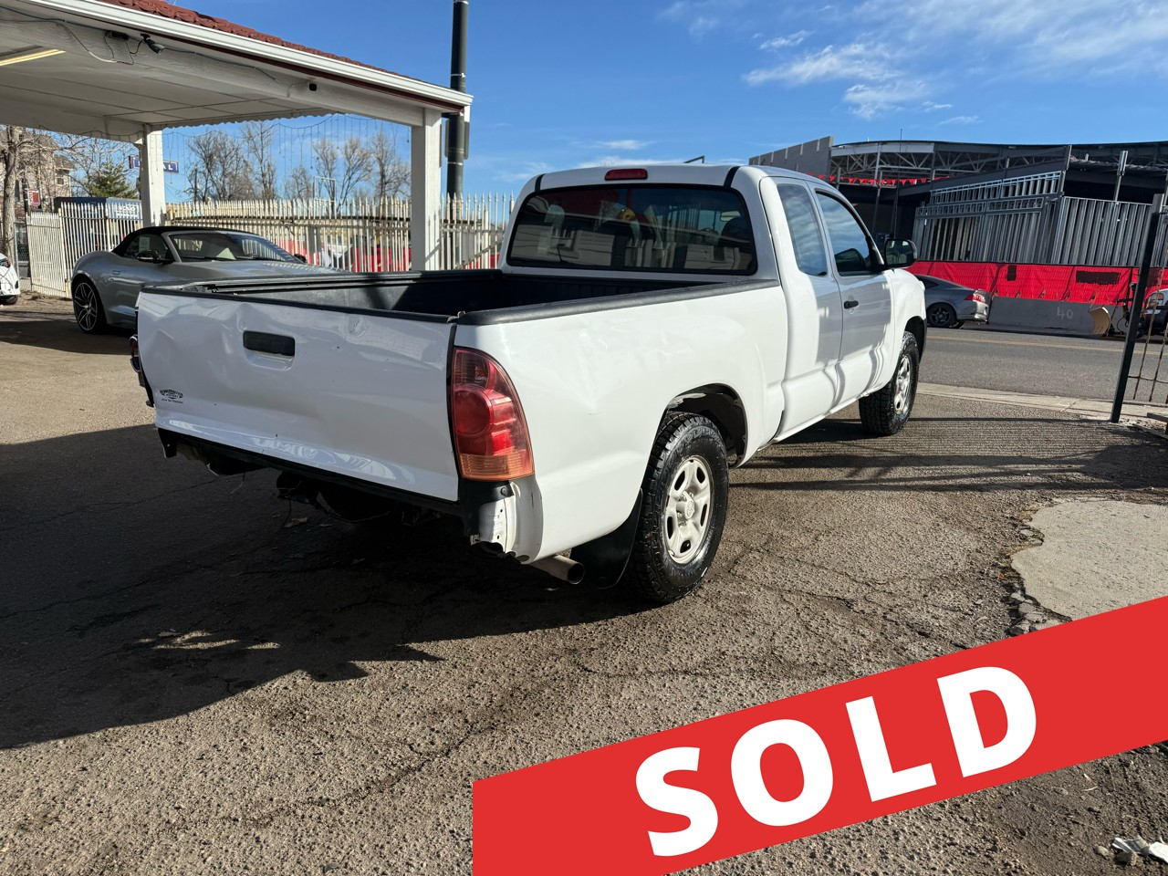 2015 Toyota Tacoma 2WD Access Cab I4 AT (Natl)