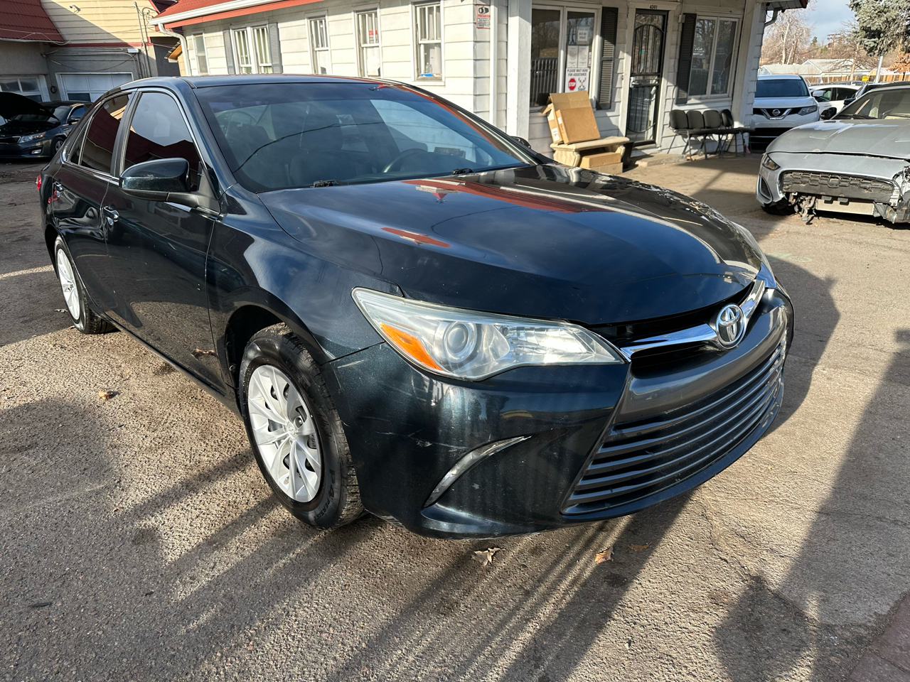 2015 Toyota Camry 4dr Sdn I4 Auto XLE (Natl)