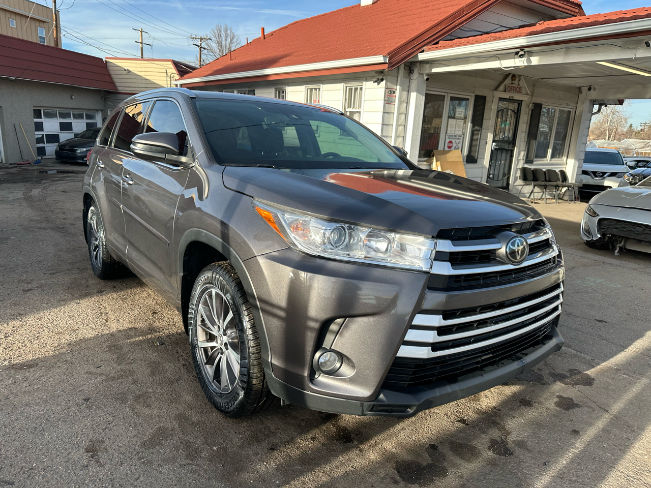 2017 Toyota Highlander XLE V6 AWD (Natl)