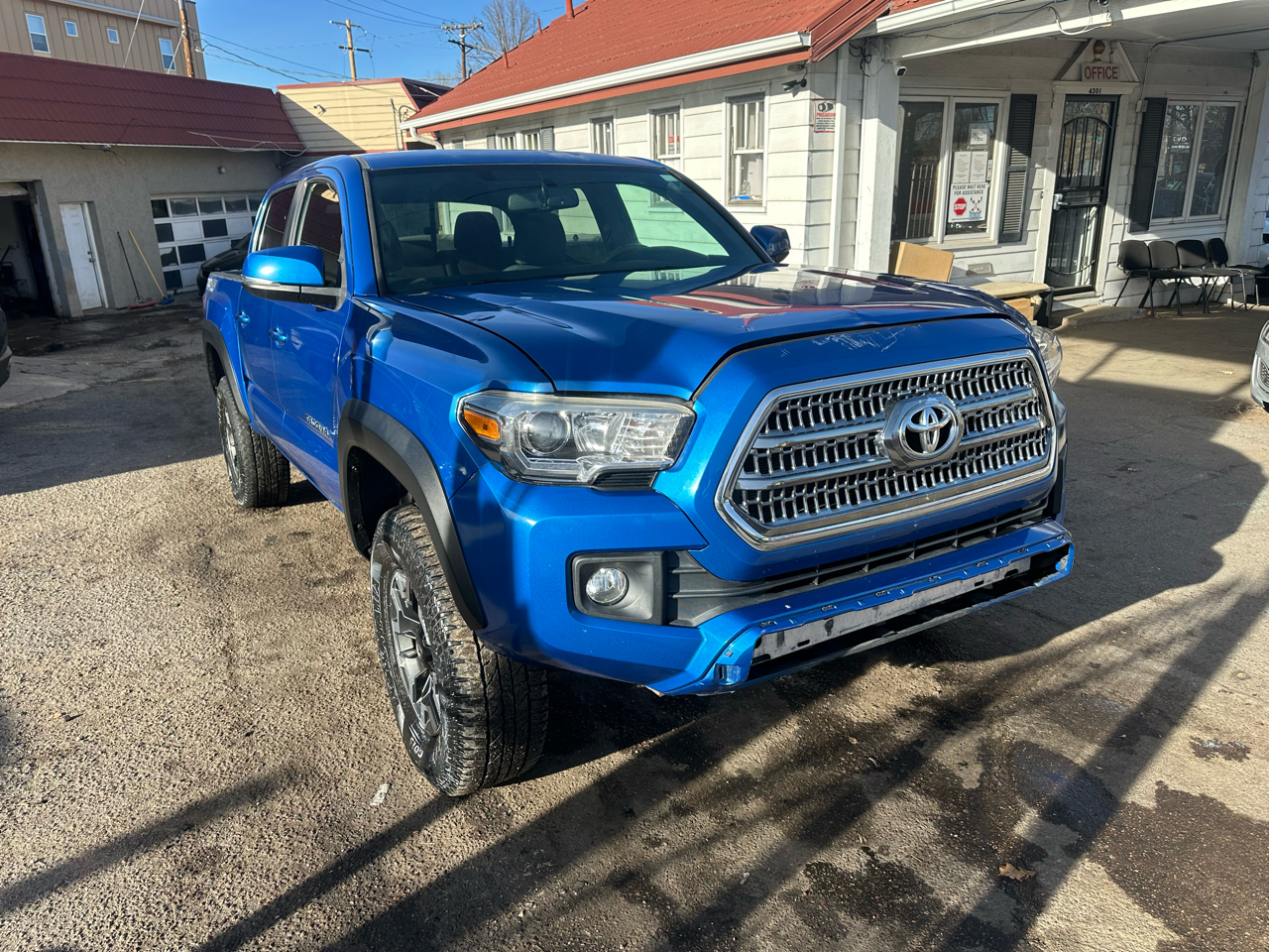 2016 Toyota Tacoma 4WD Double Cab V6 MT TRD Off Road (Natl)