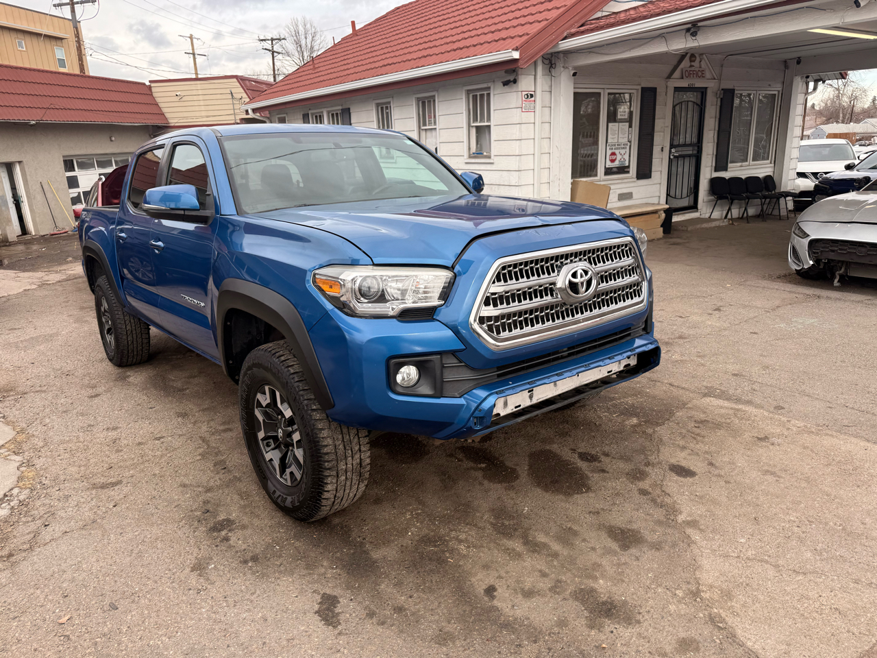 2016 Toyota Tacoma 4WD Double Cab V6 MT TRD Off Road (Natl)