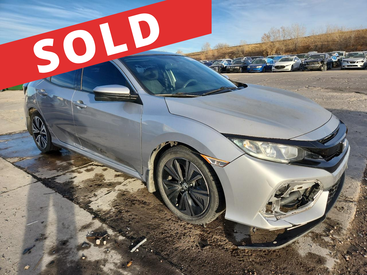 2018 Honda Civic Hatchback EX's photo