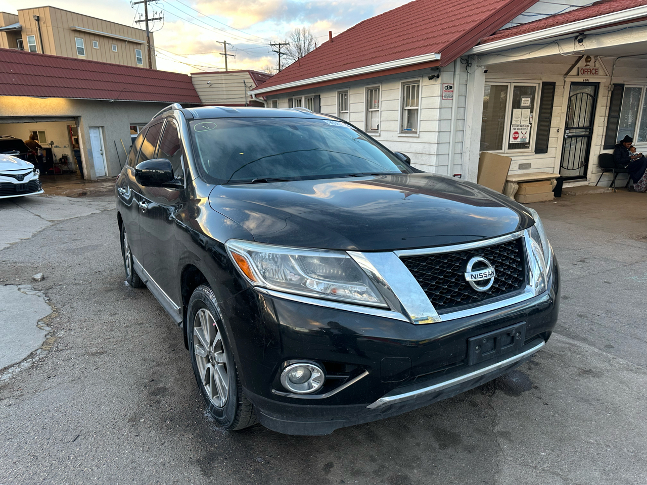 2016 Nissan Pathfinder 4WD 4dr SL