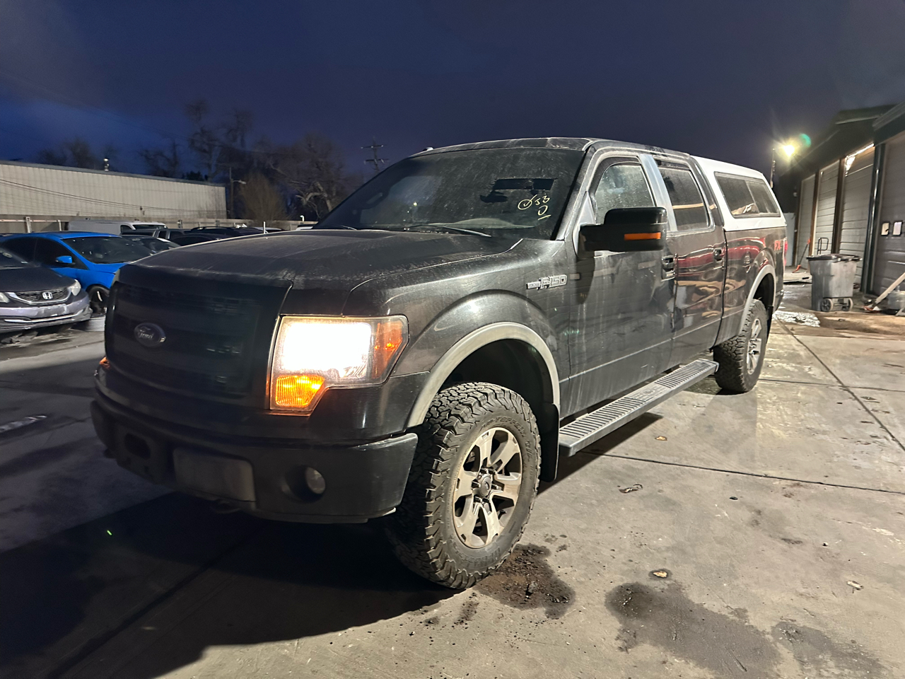 2014 Ford F-150 4WD SuperCrew 145" Platinum