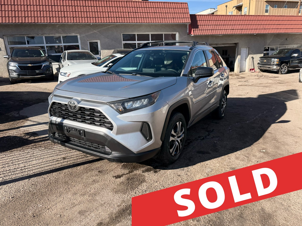 2020 Toyota RAV4 LE AWD (Natl)