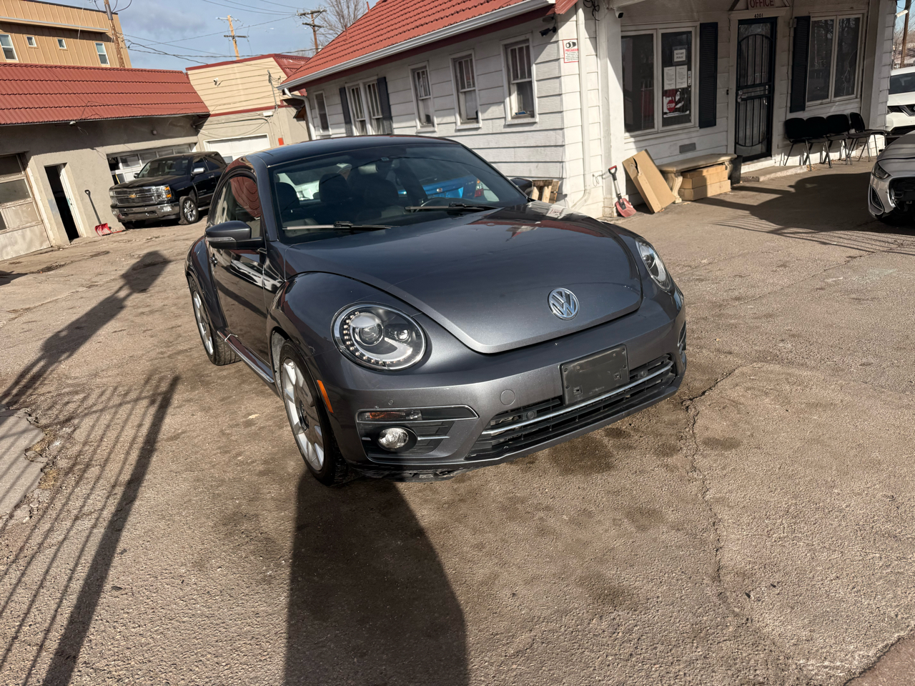 2018 Volkswagen Beetle SE Auto