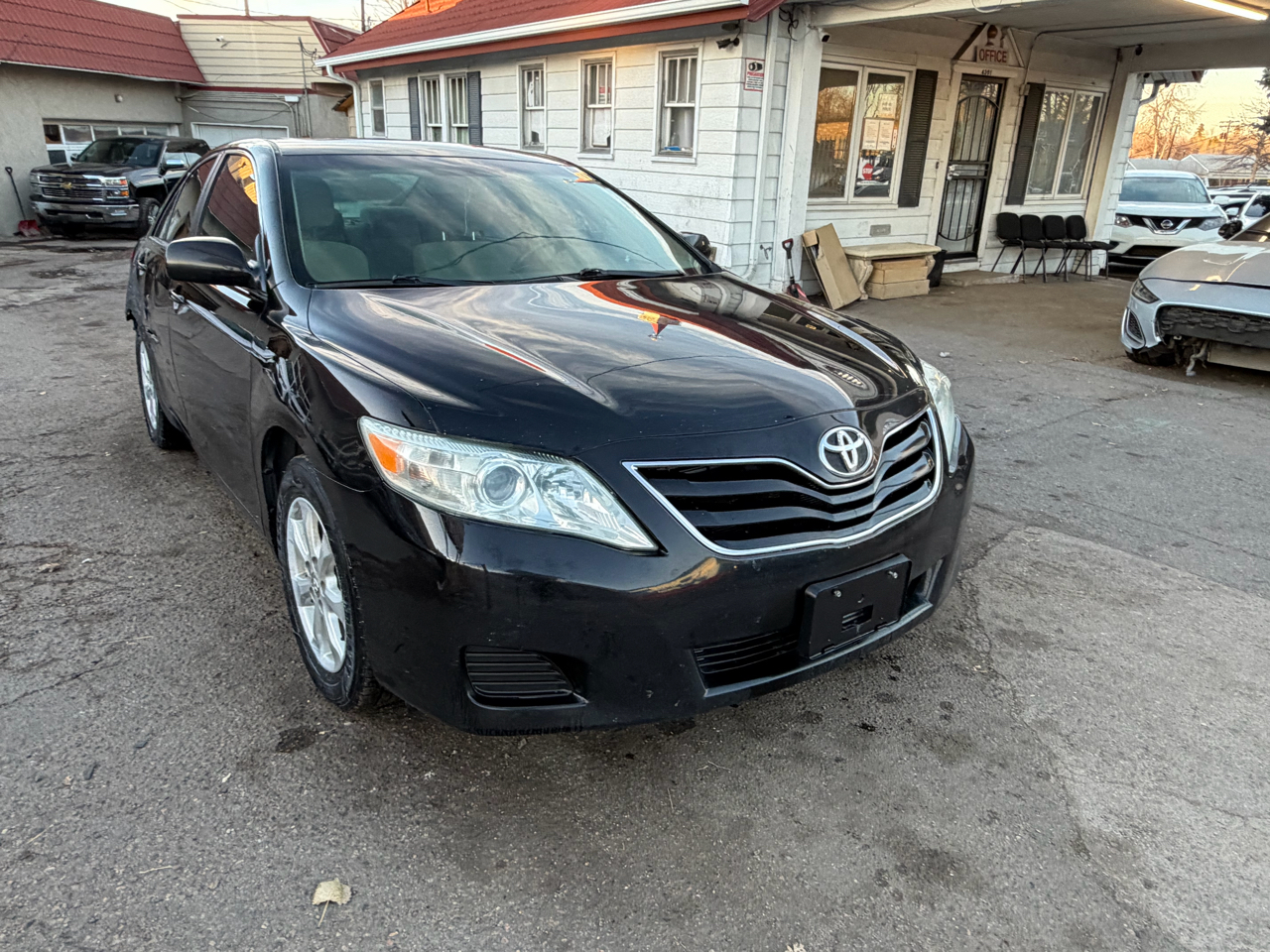 2011 Toyota Camry 4dr Sdn I4 Man LE (Natl)