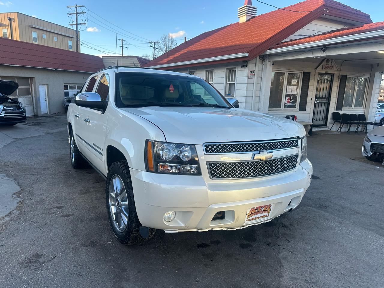 2009 Chevrolet Avalanche 4WD Crew Cab LTZ