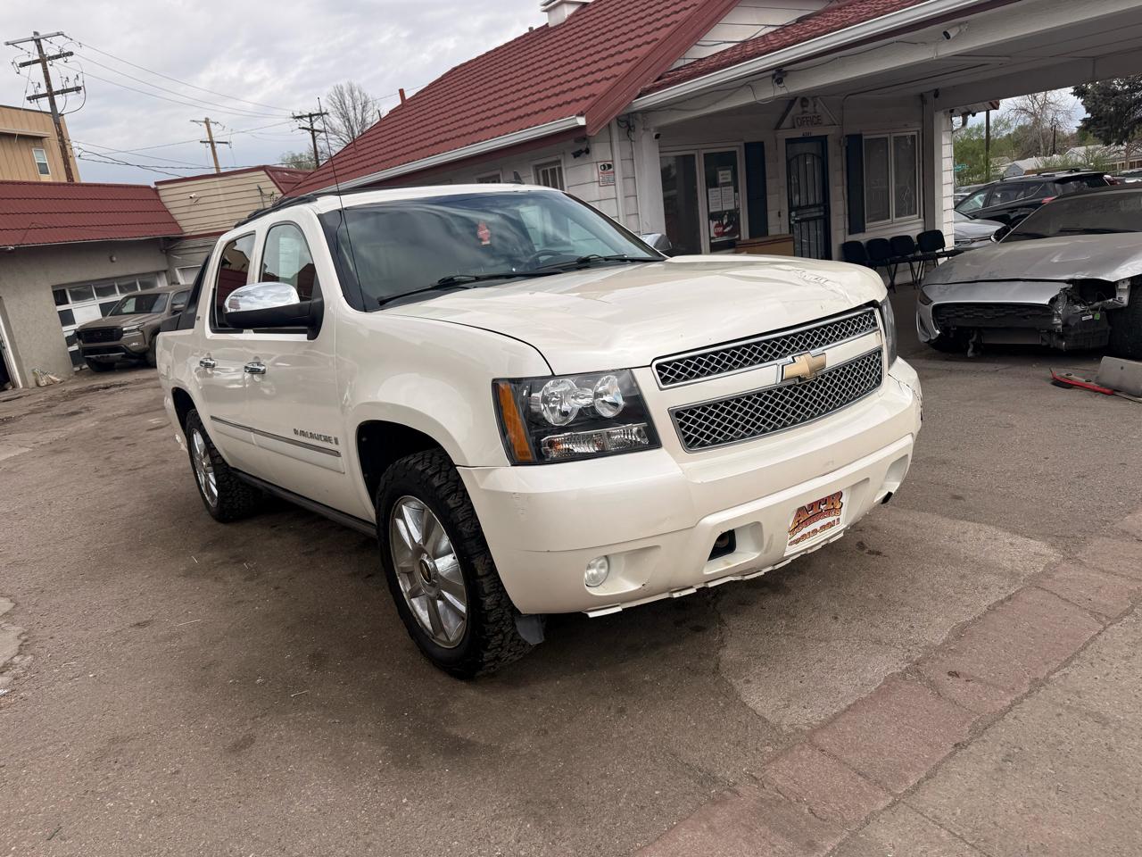 2009 Chevrolet Avalanche 4WD Crew Cab LTZ