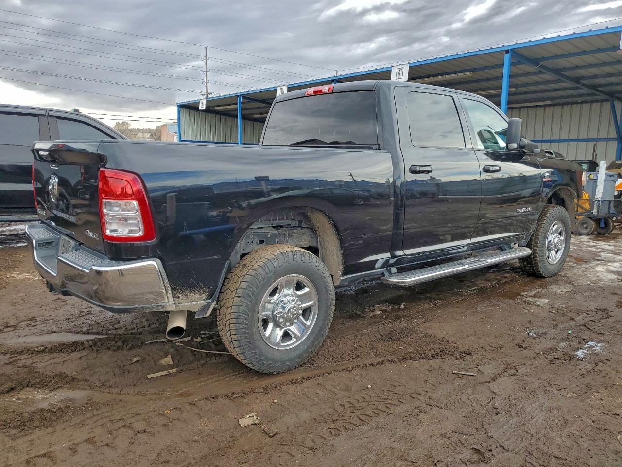 2022 RAM 2500 Big Horn 4x4 Crew Cab 6'4" Box