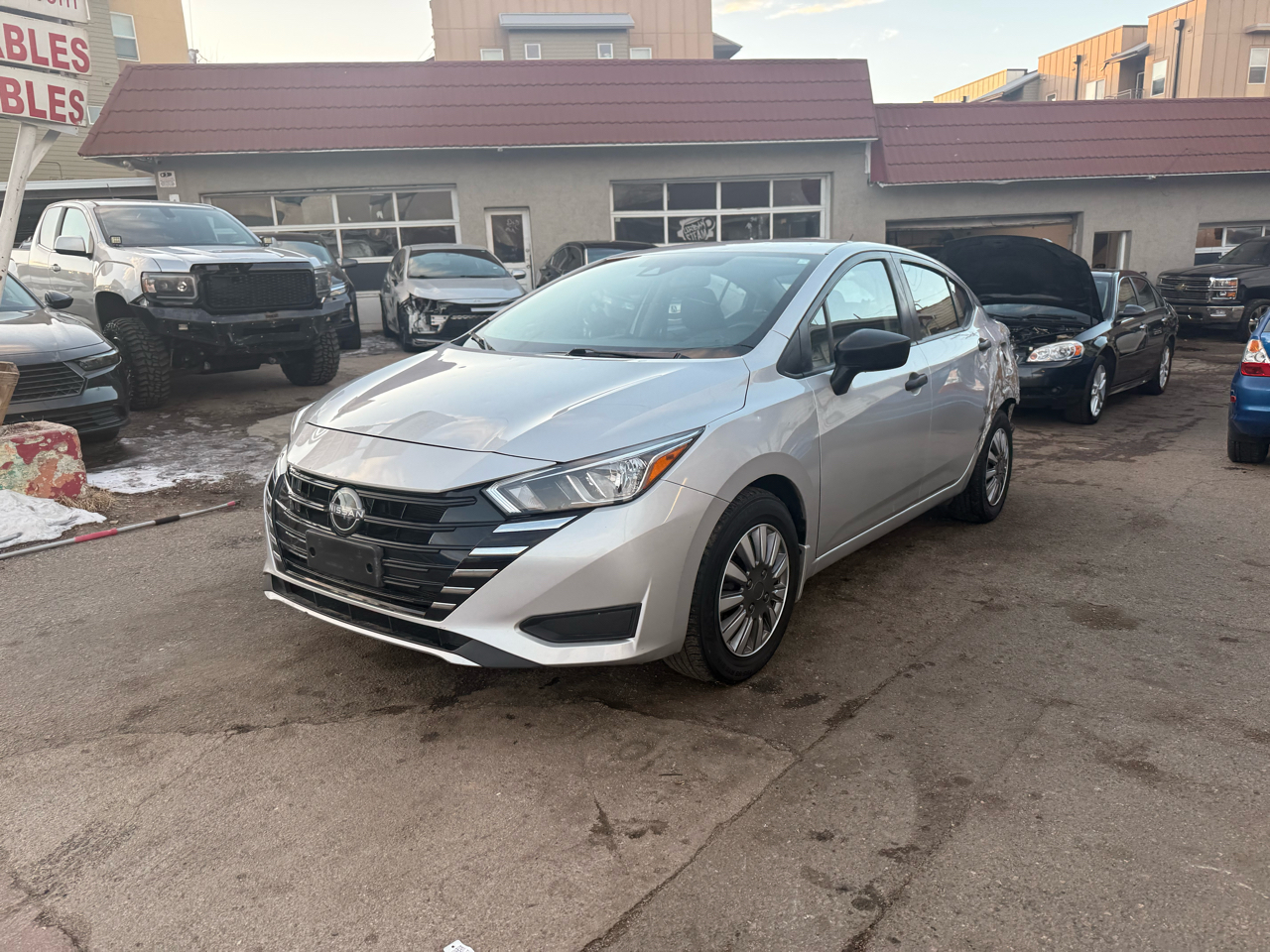 2023 Nissan Versa S CVT