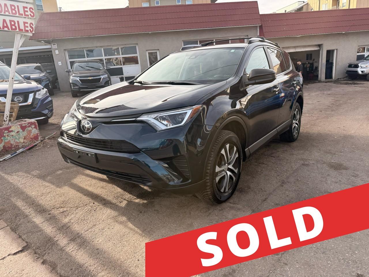 2017 Toyota RAV4 LE AWD (Natl)