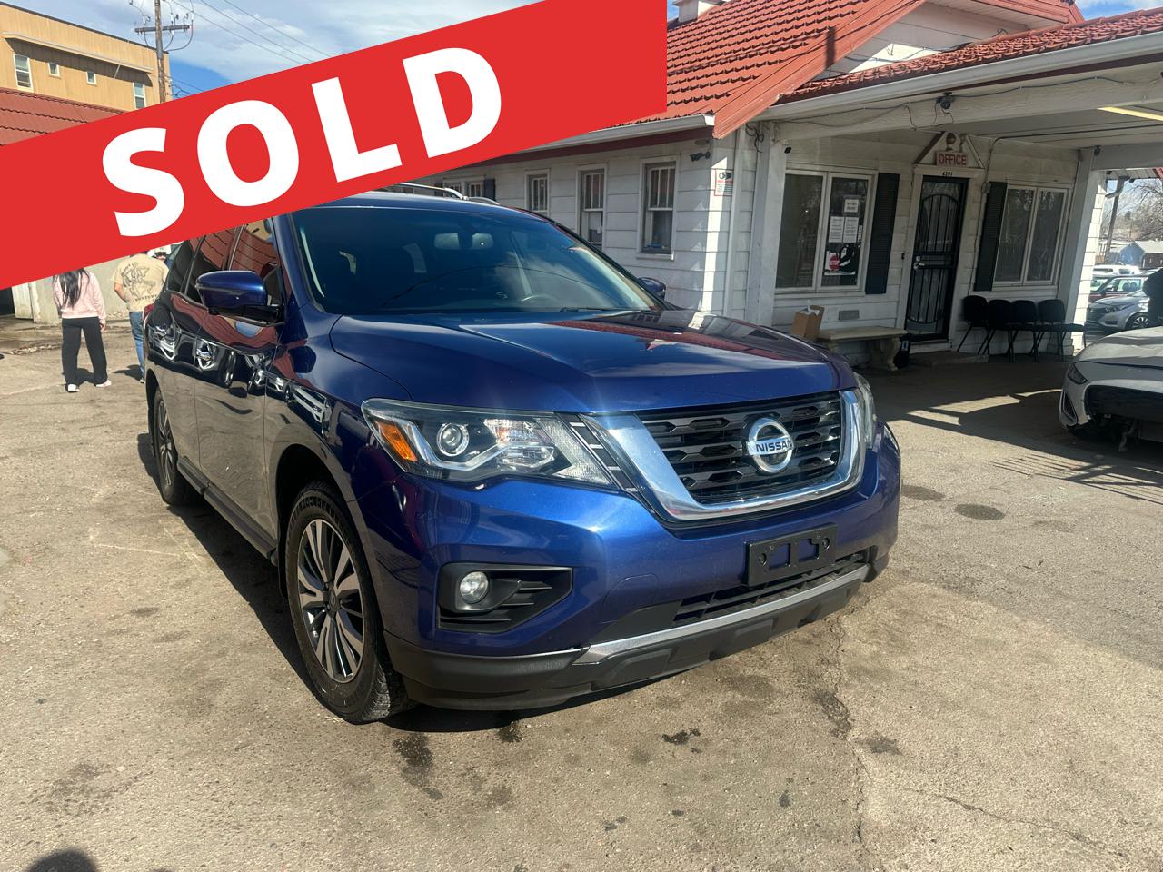 2017 Nissan Pathfinder 4x4 SL