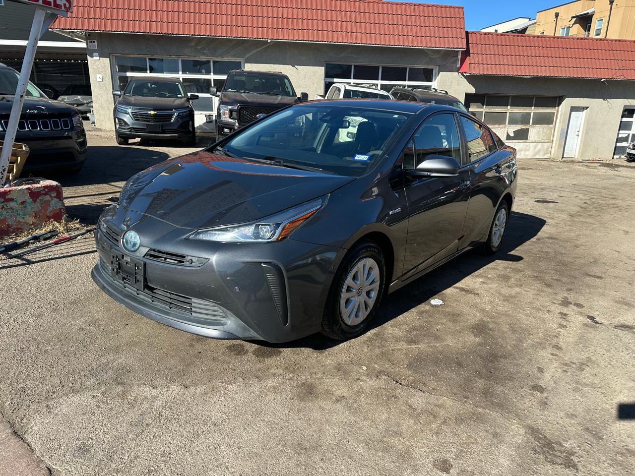 2020 Toyota Prius Limited (Natl)