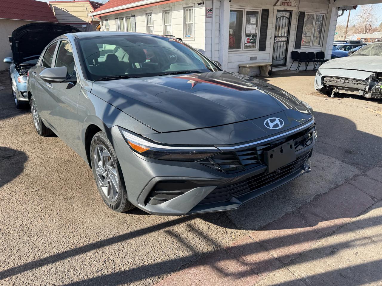 2024 Hyundai Elantra SEL IVT