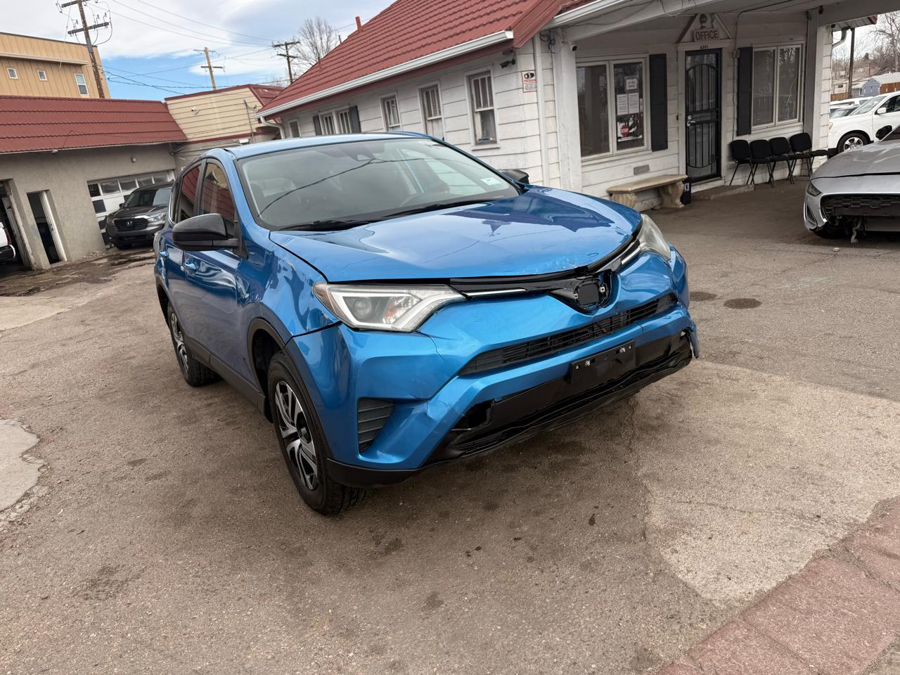 2017 Toyota RAV4 LE AWD (Natl)