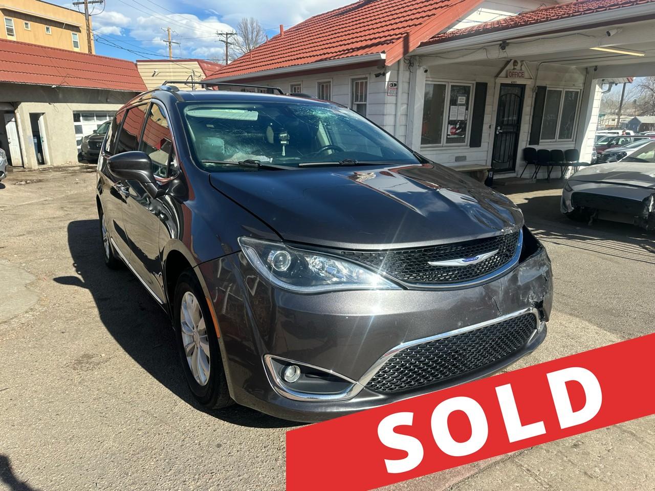 2019 Chrysler Pacifica Touring L FWD