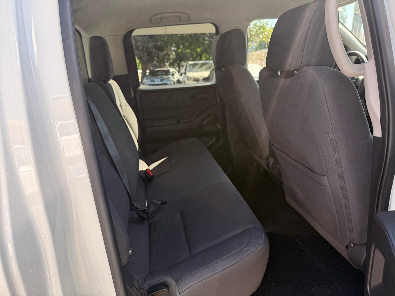 2024 Nissan Frontier S - Photo 11